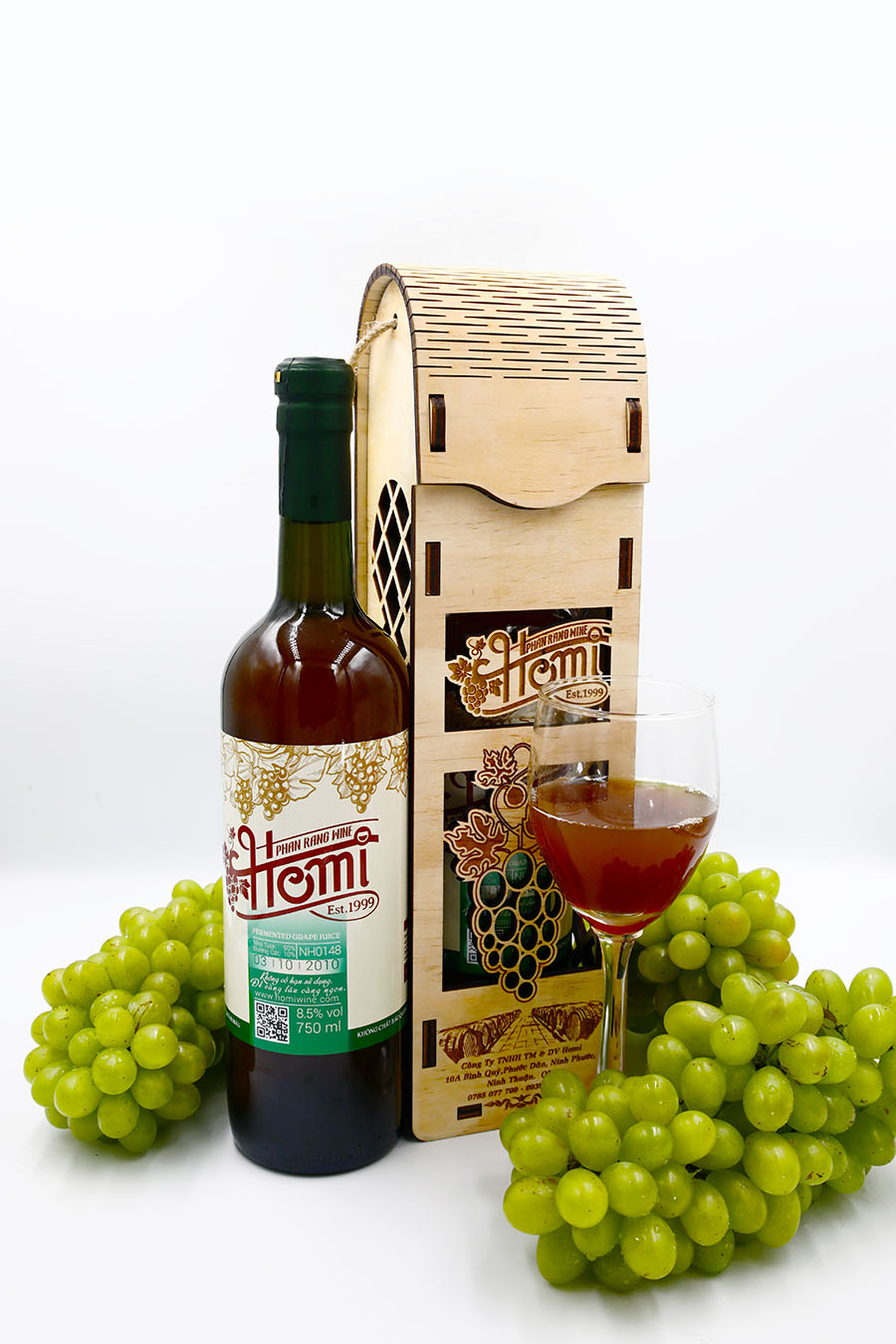 Chai rượu nho: thơm ngon tự nhiên Chai rượu nho: thơm ngon tự nhiên