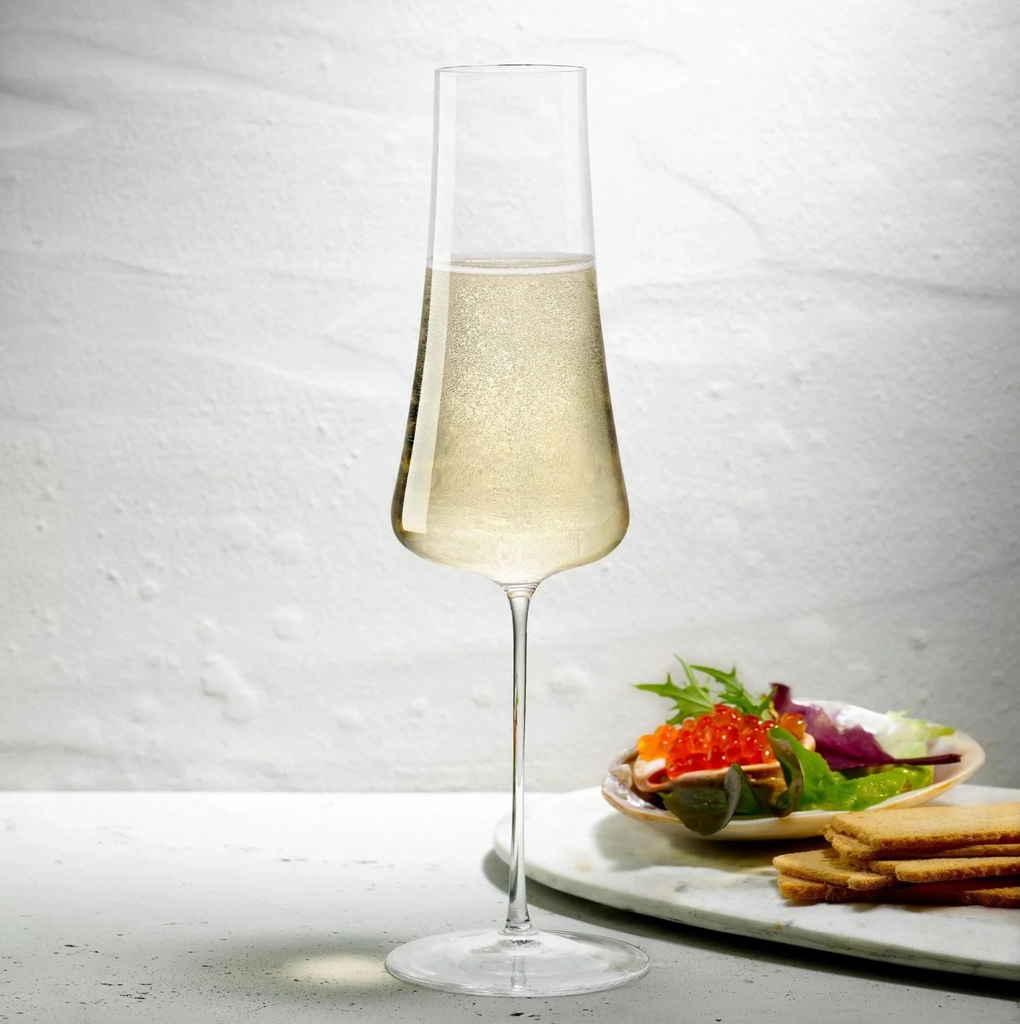 Rượu Sâm Panh: Nguồn Gốc và Đặc Điểm Nổi Bật Rượu Sâm Panh: Nguồn Gốc và Đặc Điểm Nổi Bật